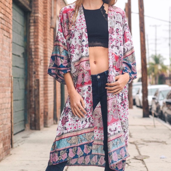 SoldoutCuratedLuxury - Picture 2 of 3